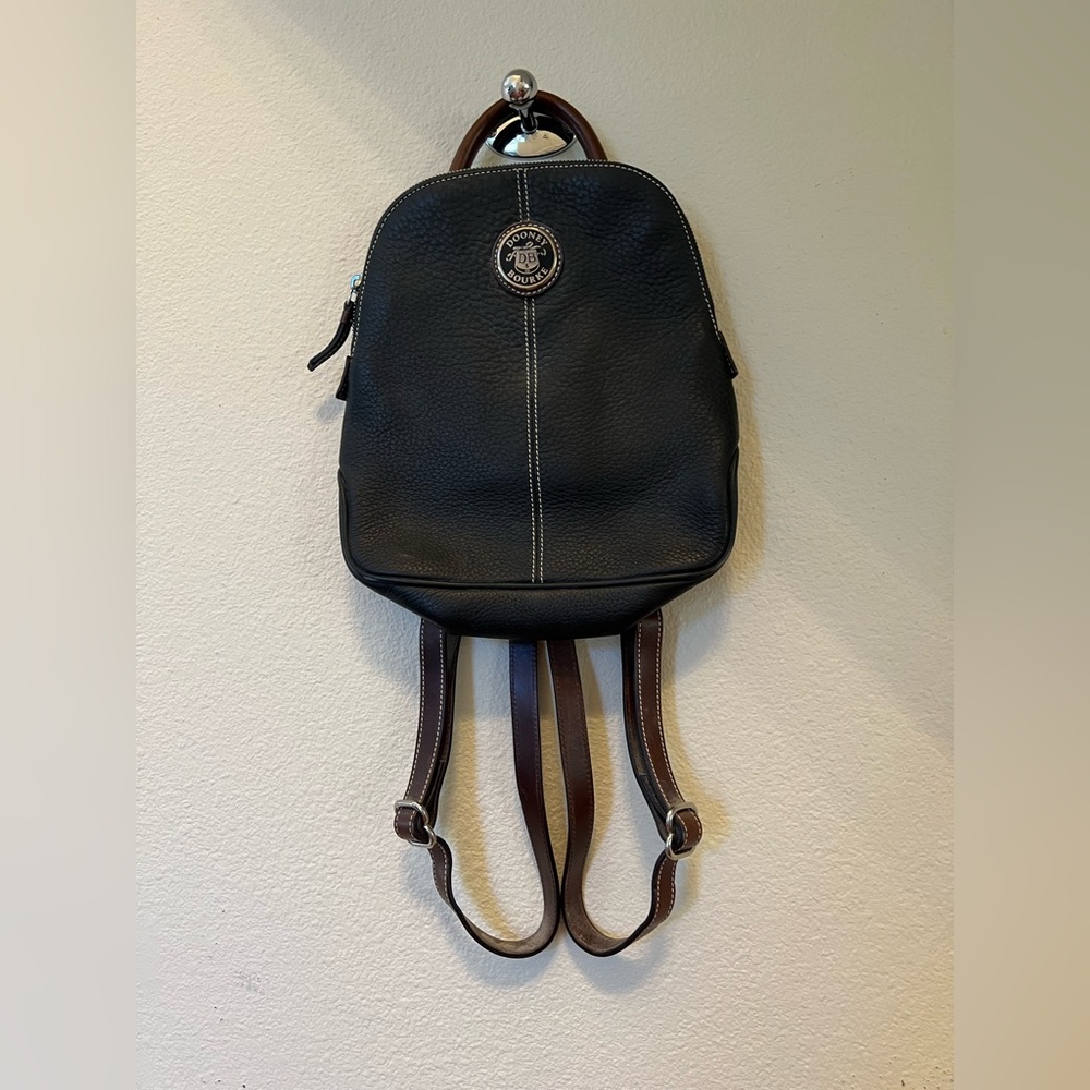 Vintage Dooney & Bourke leather backpack